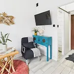 Apartment Comfortable In Warsaw's Mokotow District Next To The Metro By Renters *
