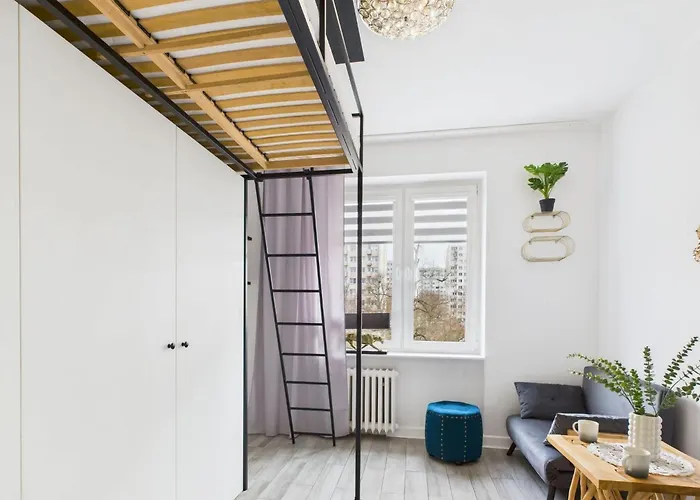 Apartment Comfortable In Warsaw's Mokotow District Next To The Metro By Renters *
