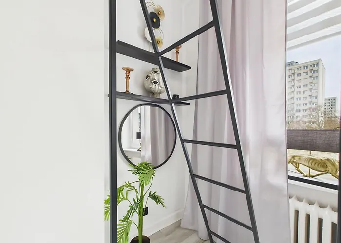 Comfortable In Warsaw's Mokotow District Next To The Metro By Renters *